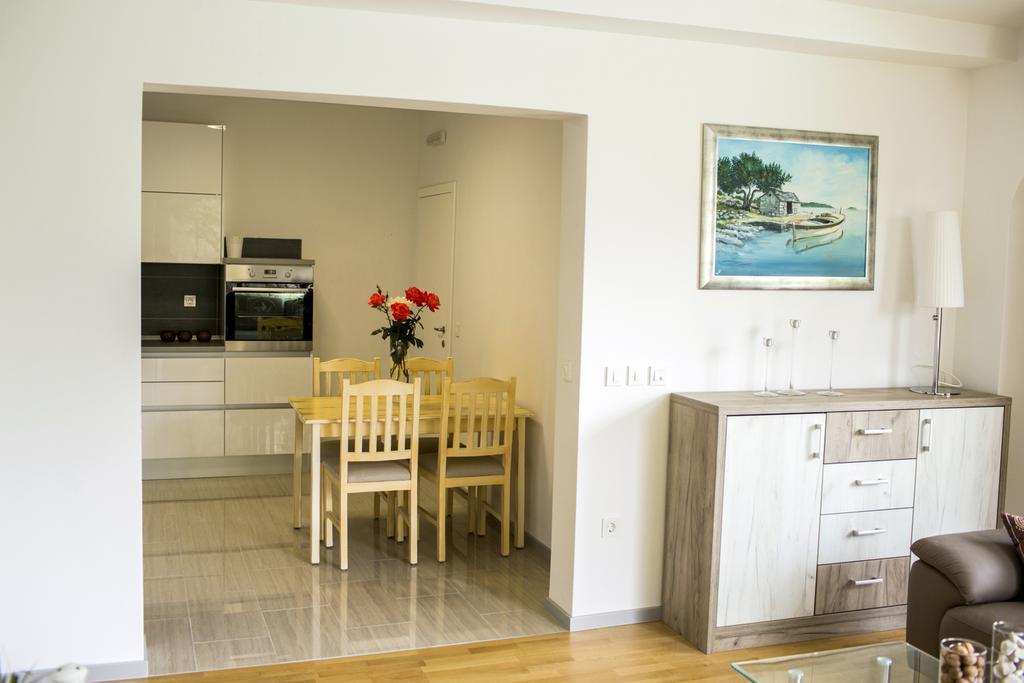Apartments Bago トロギール エクステリア 写真