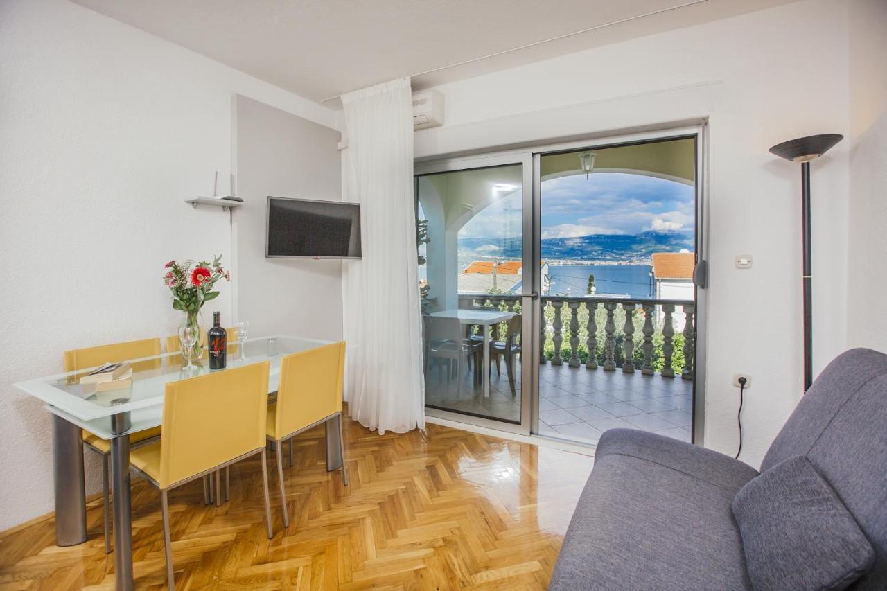 Apartments Bago トロギール エクステリア 写真