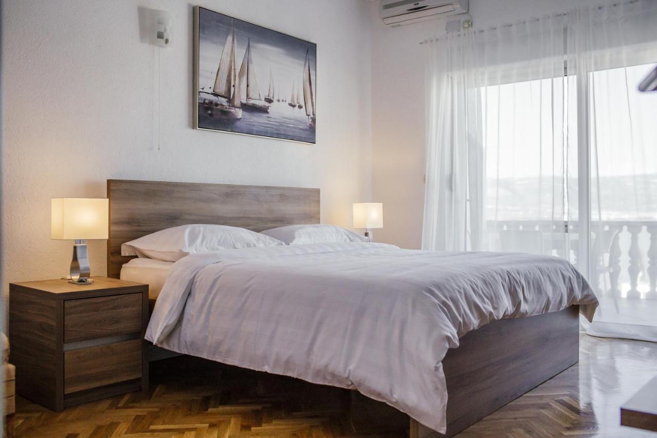 Apartments Bago トロギール エクステリア 写真