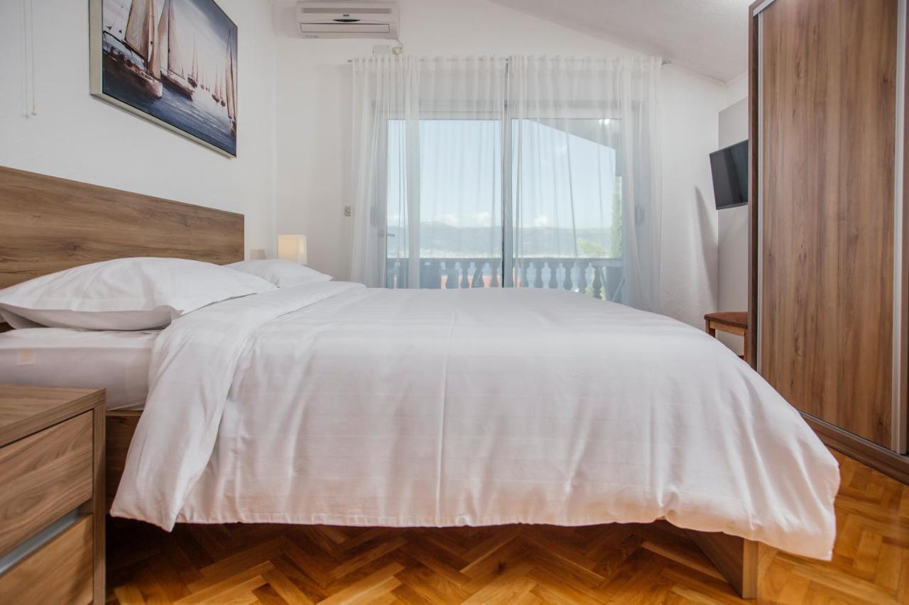 Apartments Bago トロギール エクステリア 写真